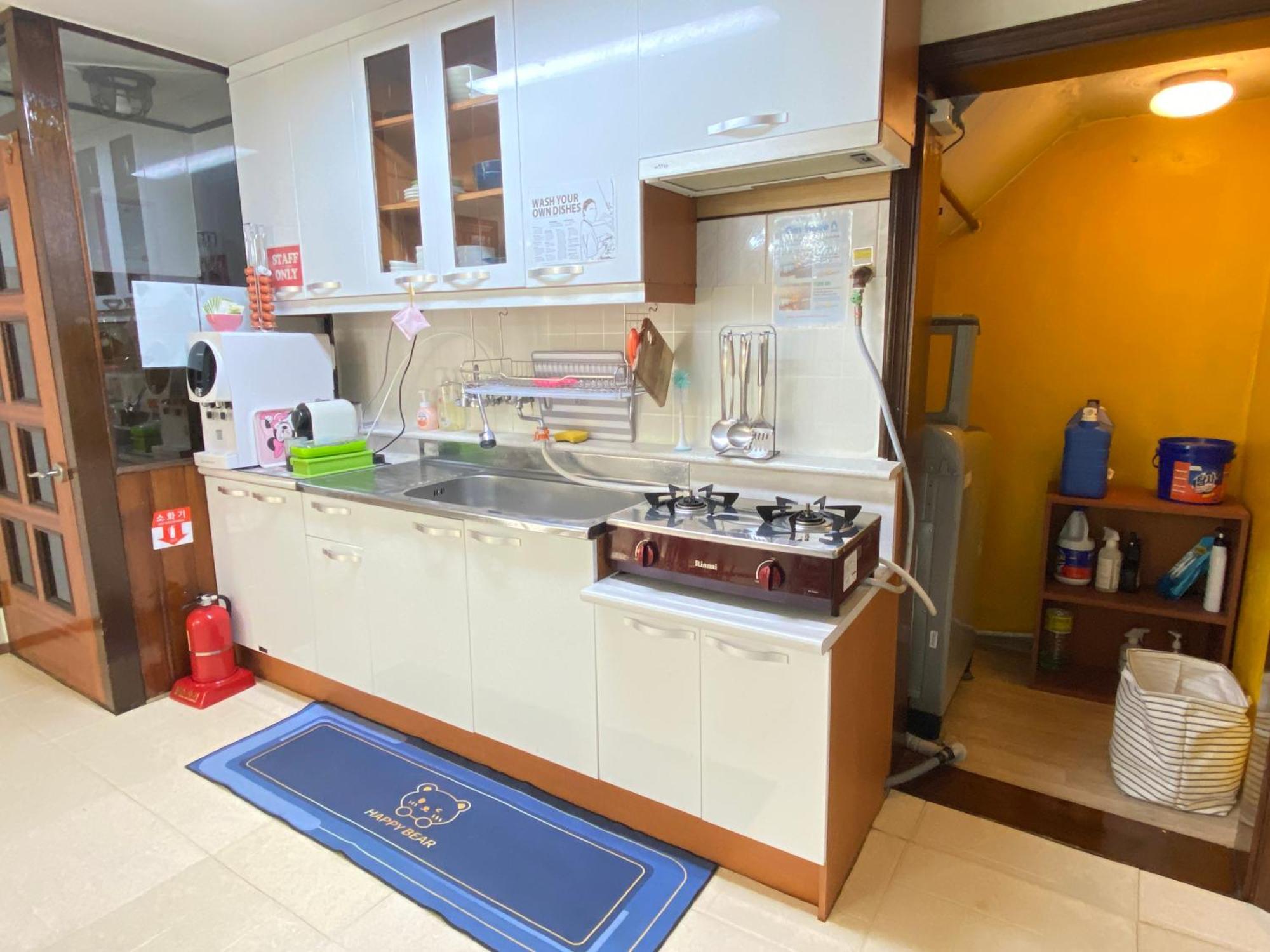 Aroha House For Foreign Guests Only Сеул Екстериор снимка