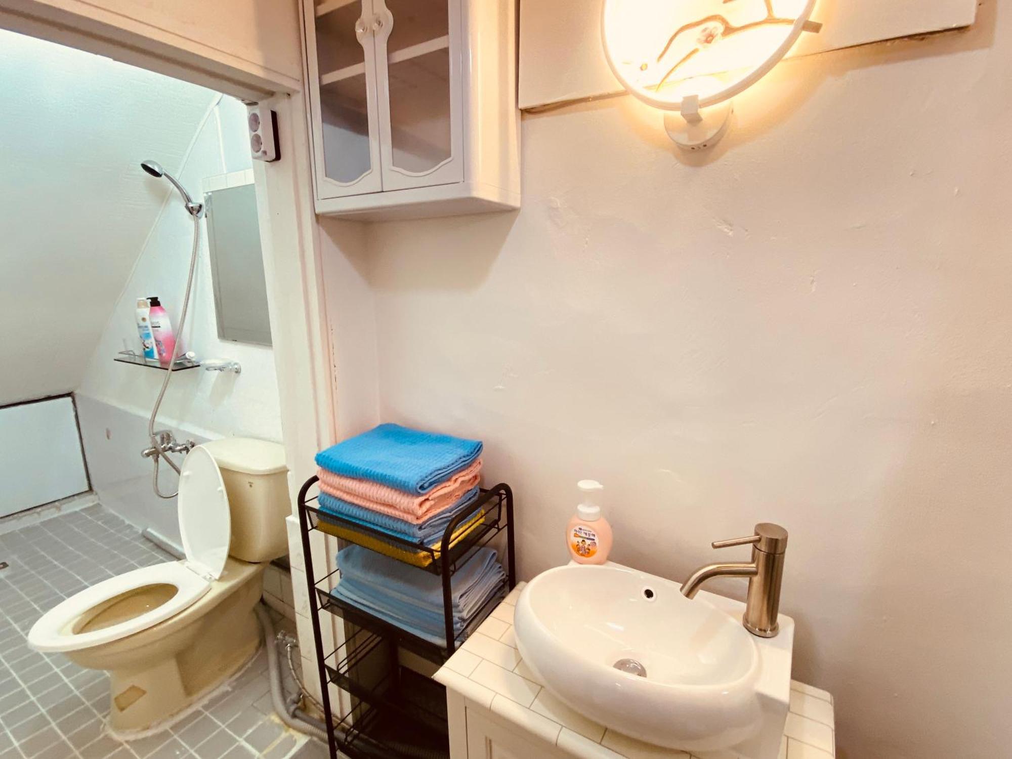 Aroha House For Foreign Guests Only Сеул Екстериор снимка
